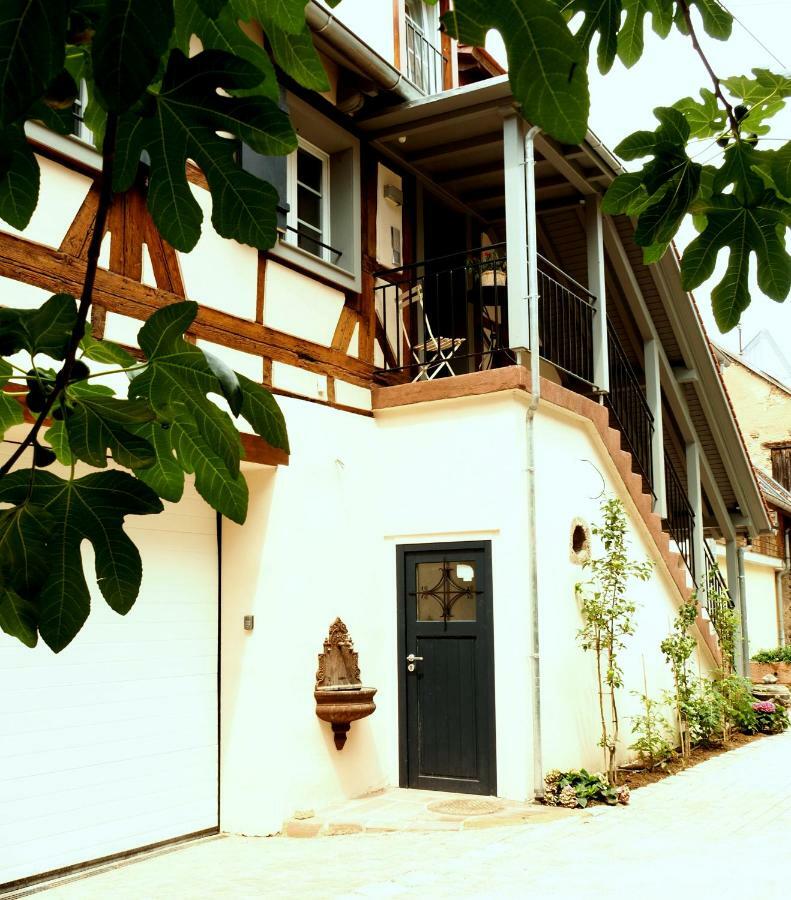 オベルネLa Cour Sainte Agnesアパートメント エクステリア 写真