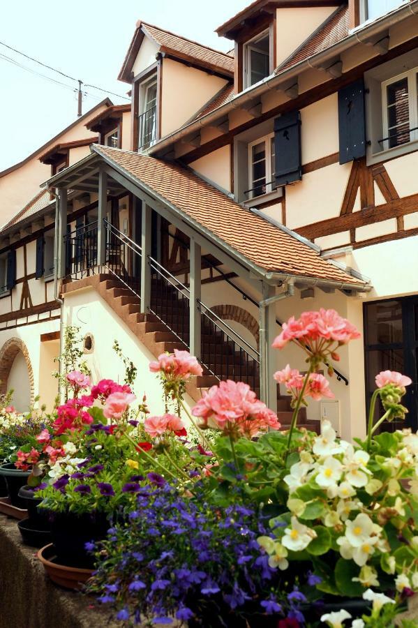 オベルネLa Cour Sainte Agnesアパートメント エクステリア 写真